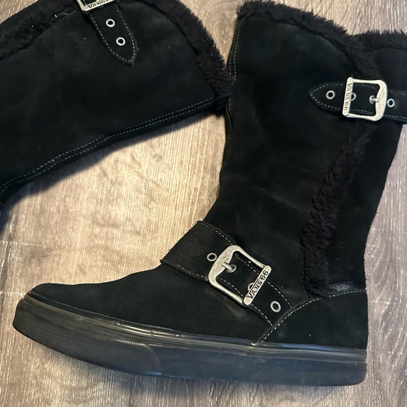 Vans boots size 8 - Picture 3 of 9